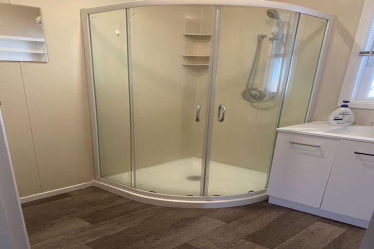 Photo of property in 4 Pandora Avenue, Sunnybrook, Rotorua, 3015