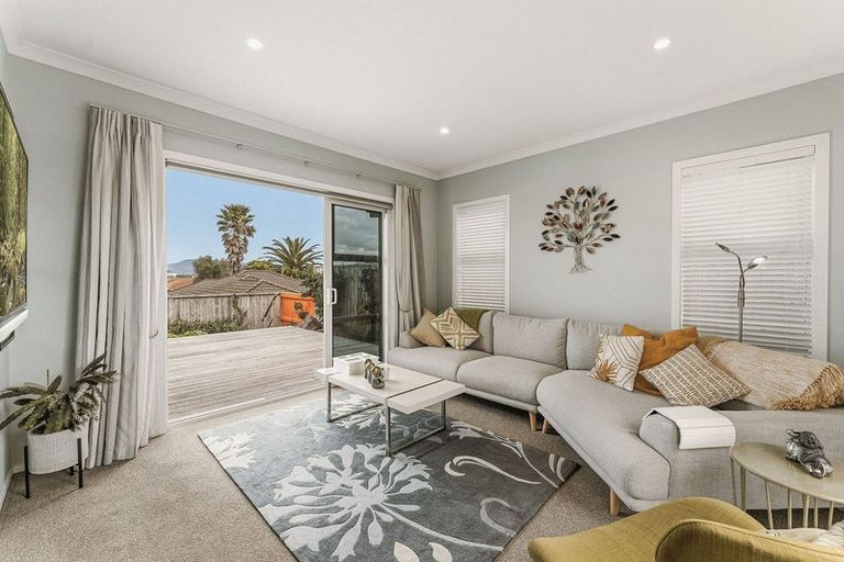 Photo of property in 37 Excelsa Place, Papamoa Beach, Papamoa, 3118