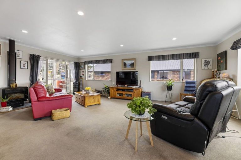 Photo of property in 4 Leven Street, South Hill, Oamaru, 9400