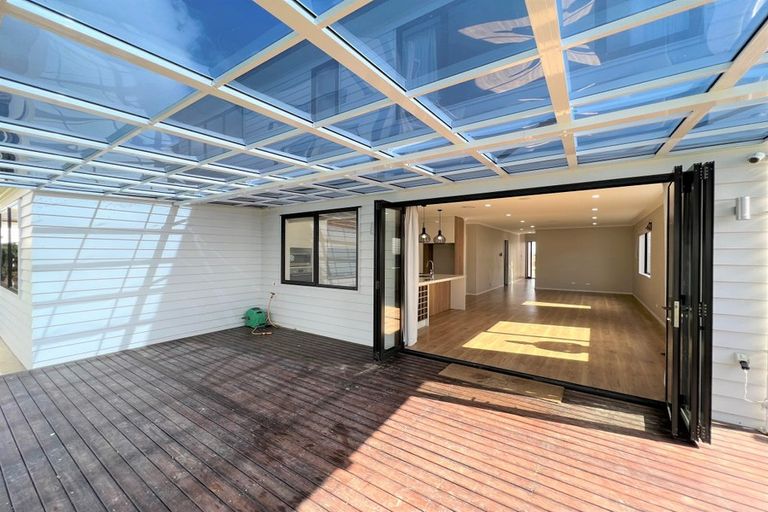 Photo of property in 17 Golden Avenue, Flat Bush, Auckland, 2019