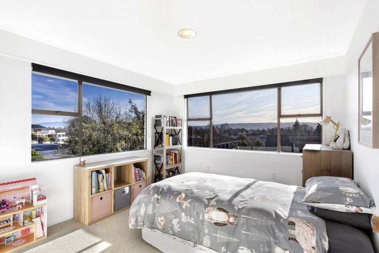 Photo of property in 33 Gebbie Street, Kinmont Park, Mosgiel, 9024