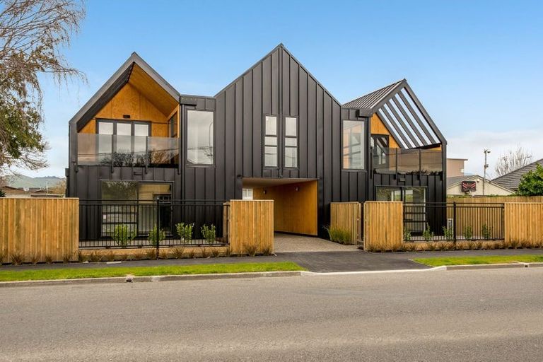 Photo of property in 4/448 Hereford Street, Linwood, Christchurch, 8011