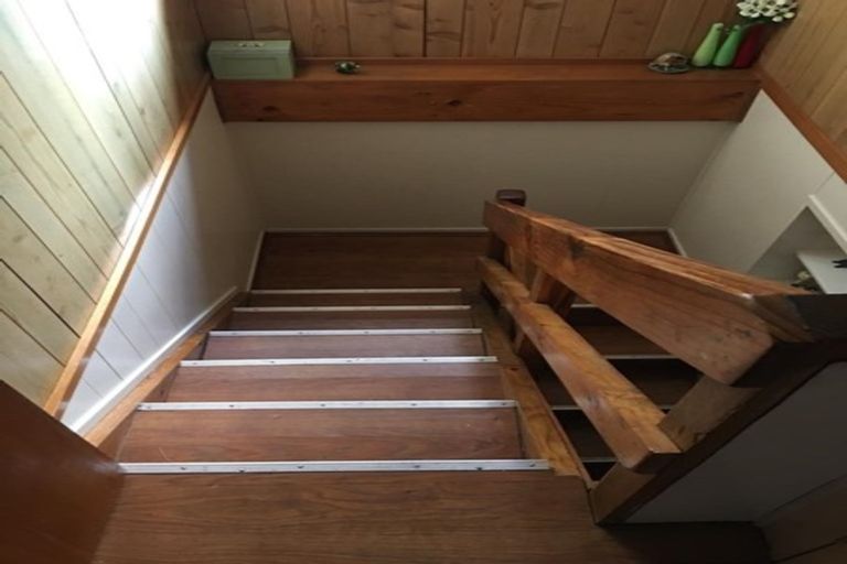 Photo of property in 53 Lawrence Crescent, Hillpark, Auckland, 2102