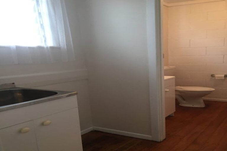 Photo of property in 4/49 Miro Street, New Lynn, Auckland, 0600