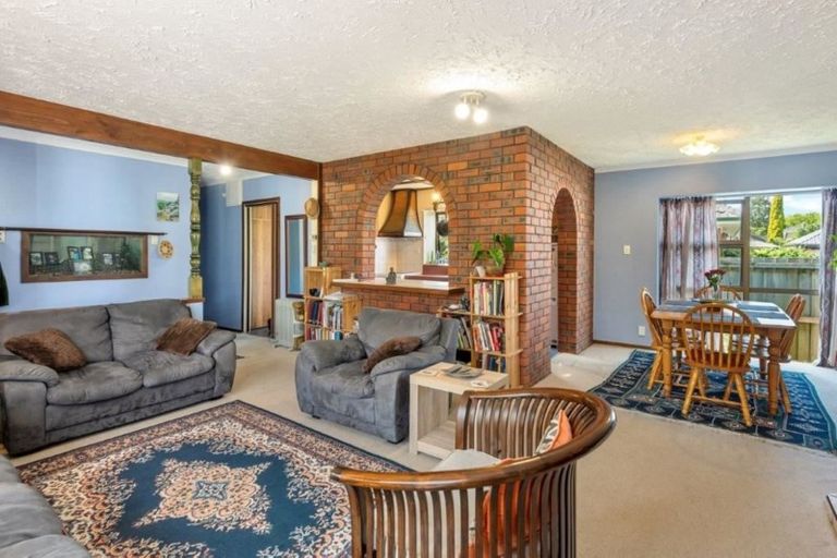 Photo of property in 33 Banbury Street, Burnside, Christchurch, 8053