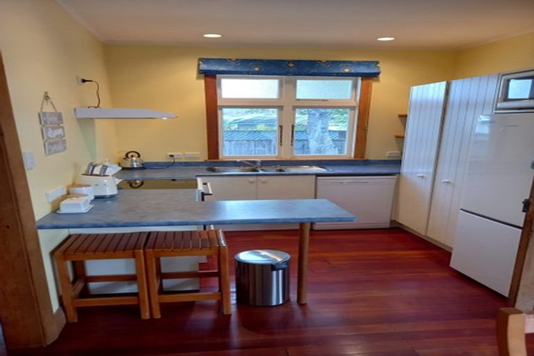 Photo of property in 96a Arawhata Road, Paraparaumu, 5032