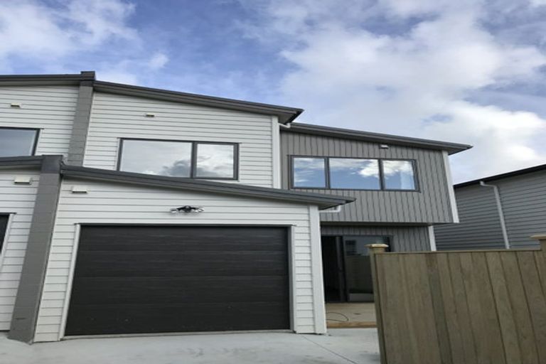 Photo of property in 6 Sophie Lane, Henderson, Auckland, 0612