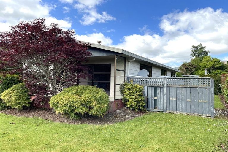 Photo of property in 17 Halsey Street, Clinton, 9534