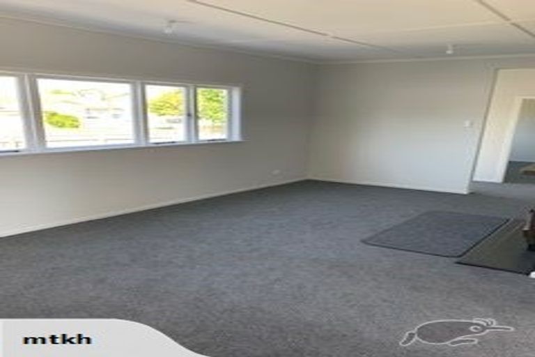 Photo of property in 5 Salisbury Avenue, Whanganui East, Whanganui, 4500