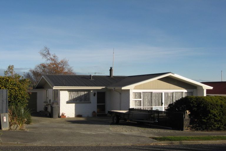 Photo of property in 70 Walker Crescent, East Gore, Gore, 9710