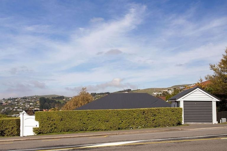 Photo of property in 157 Hackthorne Road, Cashmere, Christchurch, 8022