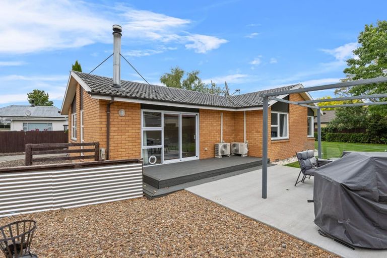 Photo of property in 103 Main North Road, Woodend, 7610