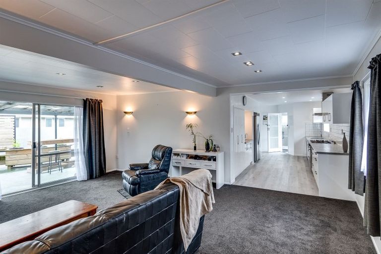 Photo of property in 130 Portsmouth Road, Flaxmere, Hastings, 4120