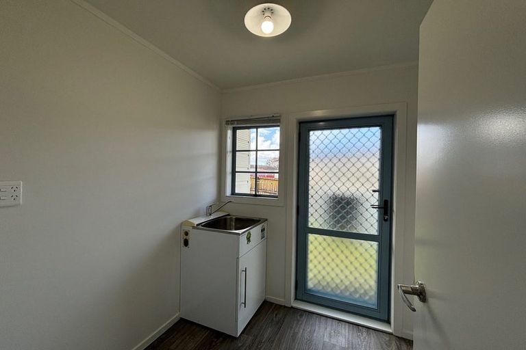 Photo of property in 203 Wordsworth Road, Manurewa, Auckland, 2102