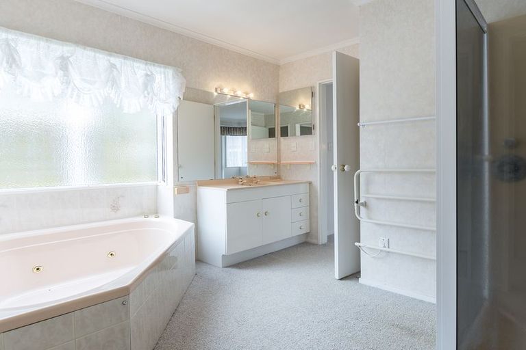 Photo of property in 22b Wickham Place, Hairini, Tauranga, 3112