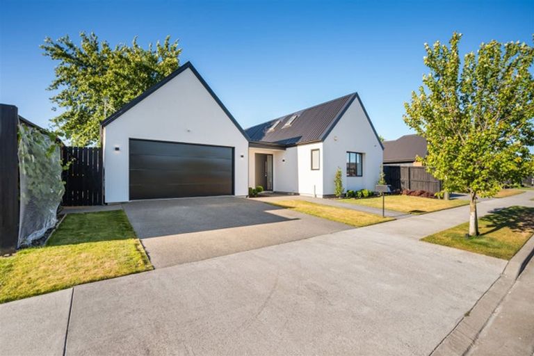 Photo of property in 20 Salisbury Avenue, Rangiora, 7400