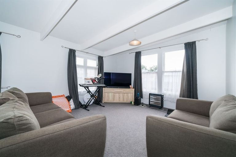Photo of property in 31 Dahlia Street, Palmerston North, 4410