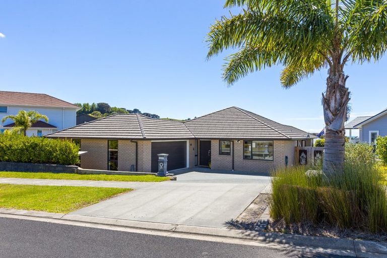 Photo of property in 39 Aurora Avenue, Snells Beach, 0920