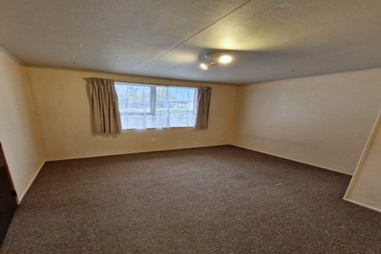 Photo of property in 28 Chapman Place, Fairy Springs, Rotorua, 3015