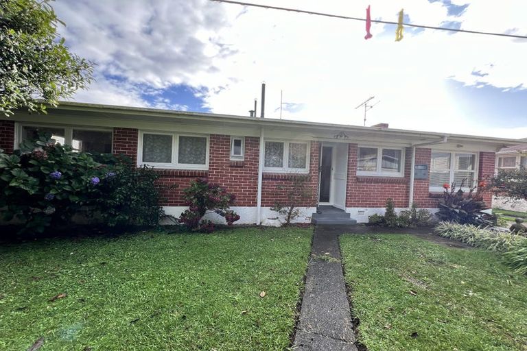 Photo of property in 26 Liston Crescent, Hillcrest, Hamilton, 3216