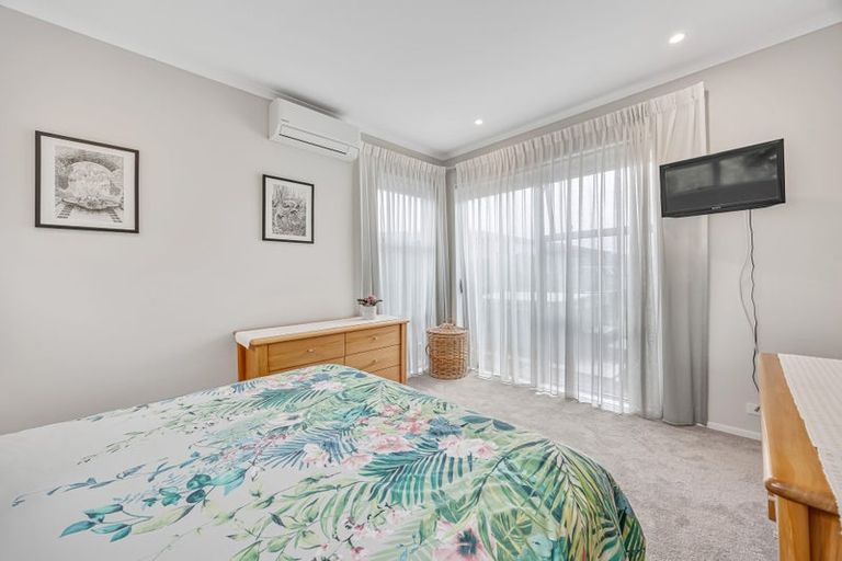 Photo of property in 6 Kainga Lane, Whenuapai, Auckland, 0618