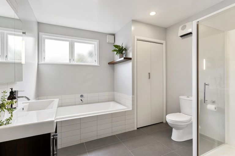 Photo of property in 53 Milne Terrace, Island Bay, Wellington, 6023