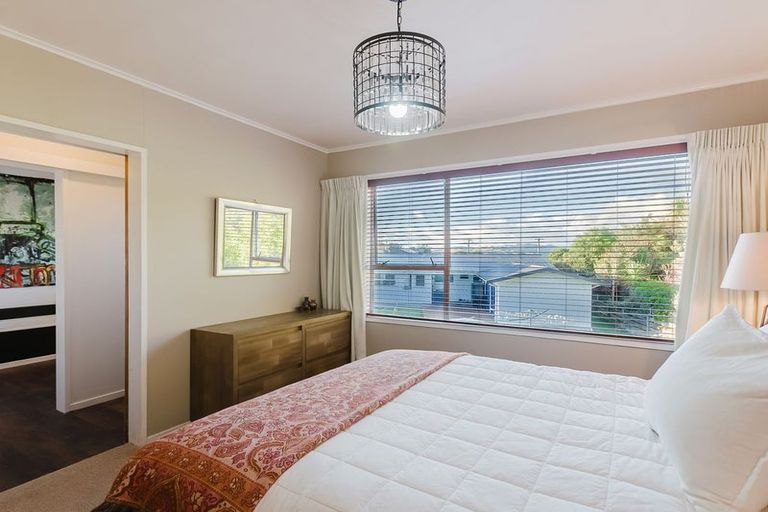 Photo of property in 7 Livet Place, Papakowhai, Porirua, 5024