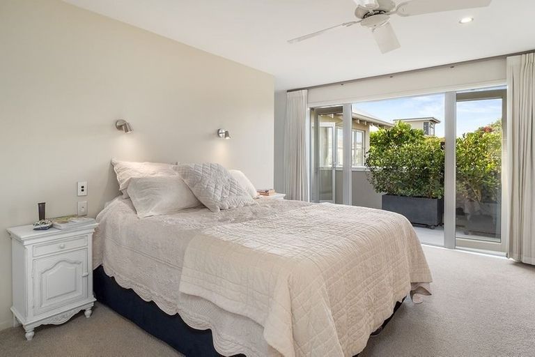 Photo of property in 215b Oceanbeach Road, Mount Maunganui, 3116