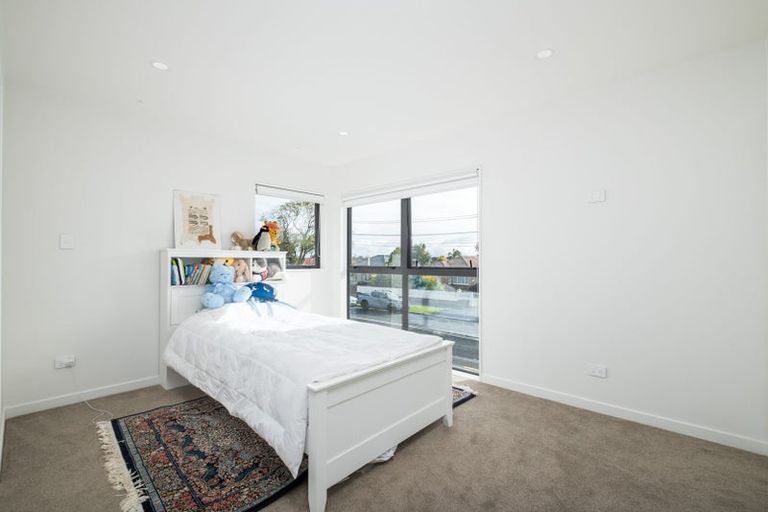 Photo of property in 31 Huia Road, Papatoetoe, Auckland, 2025