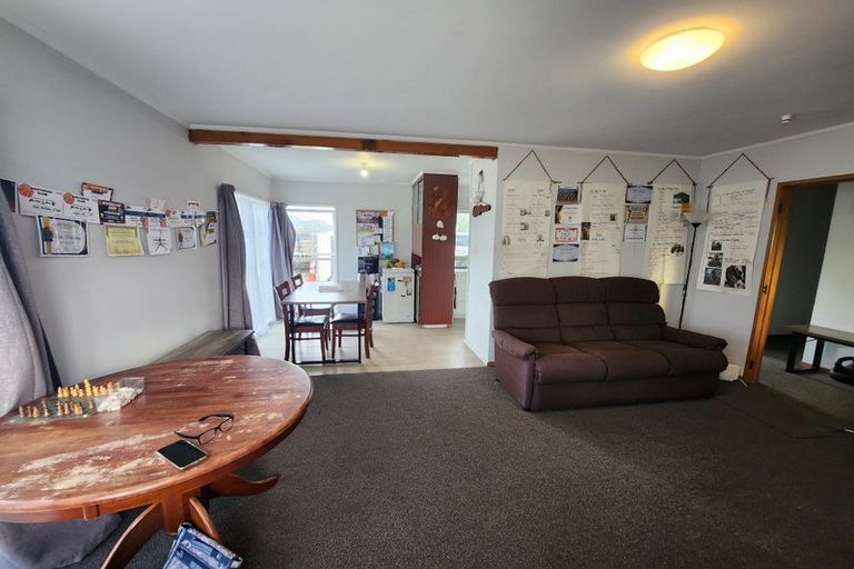 Photo of property in 9 Addington Avenue, Manurewa, Auckland, 2102