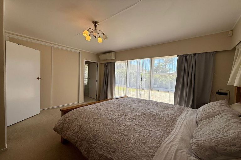 Photo of property in 7 Sanctuary Point, Sunnyhills, Auckland, 2010