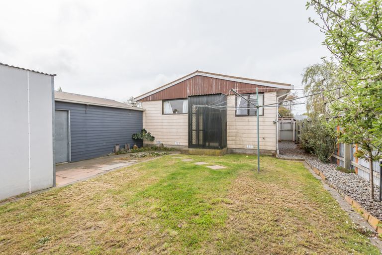 Photo of property in 5 Ourbridge Street, Kainga, Christchurch, 8083