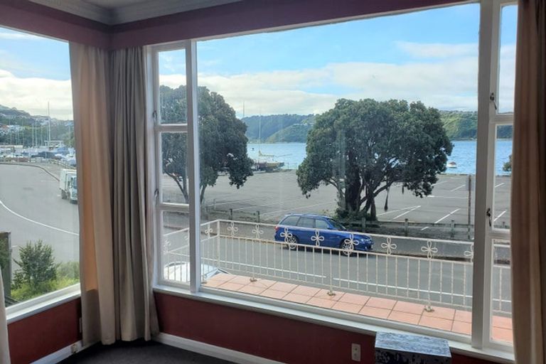Photo of property in 476 Evans Bay Parade, Hataitai, Wellington, 6021