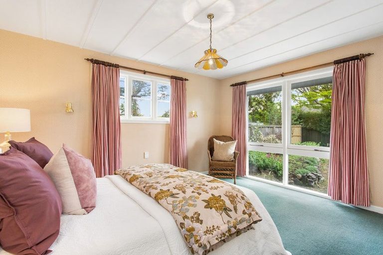 Photo of property in 30 Bryndwr Road, Fendalton, Christchurch, 8052