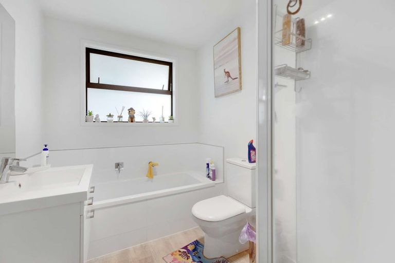 Photo of property in 23 Henderson Crescent, Parkvale, Tauranga, 3112