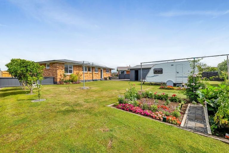 Photo of property in 6 Davidson Street, Hawera, 4610