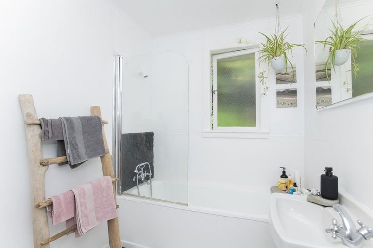 Photo of property in 72 Endcliffe Road, Kaiti, Gisborne, 4010