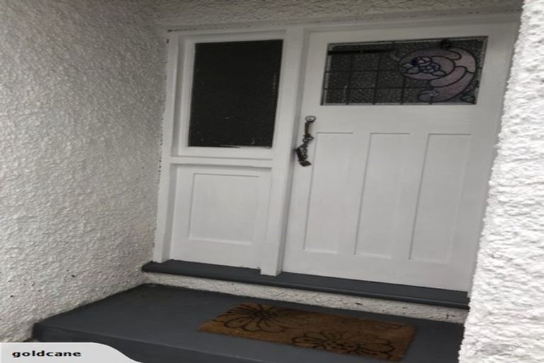 Photo of property in 28 Chamberlain Road, Karori, Wellington, 6012