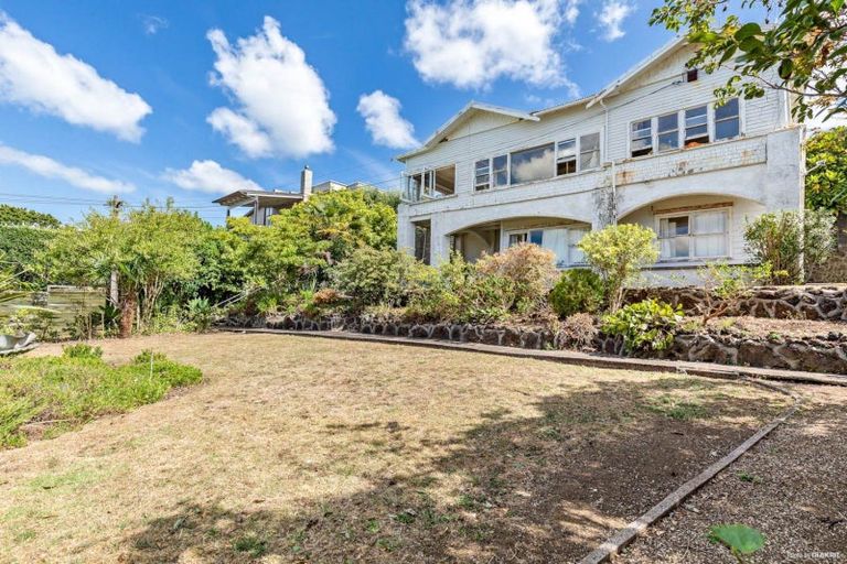 Photo of property in 7a Audrey Road, Takapuna, Auckland, 0620