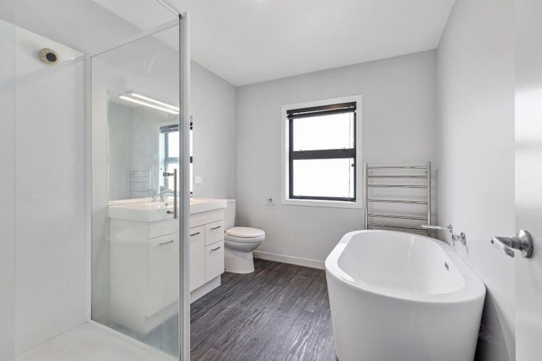 Photo of property in 17 Rochfort Crescent, Pyes Pa, Tauranga, 3112