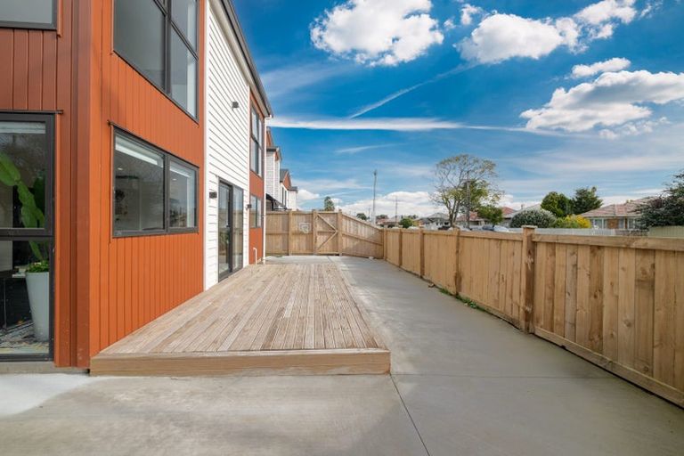 Photo of property in 31 Huia Road, Papatoetoe, Auckland, 2025