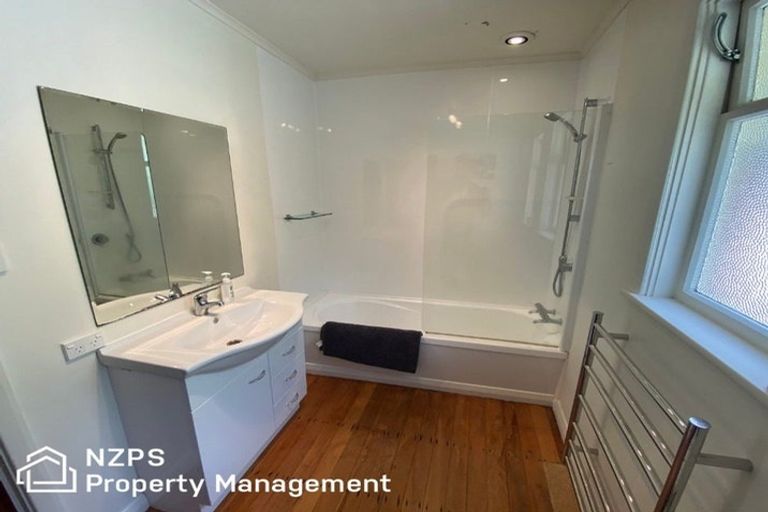 Photo of property in 420 Stuart Street, Kaikorai, Dunedin, 9010