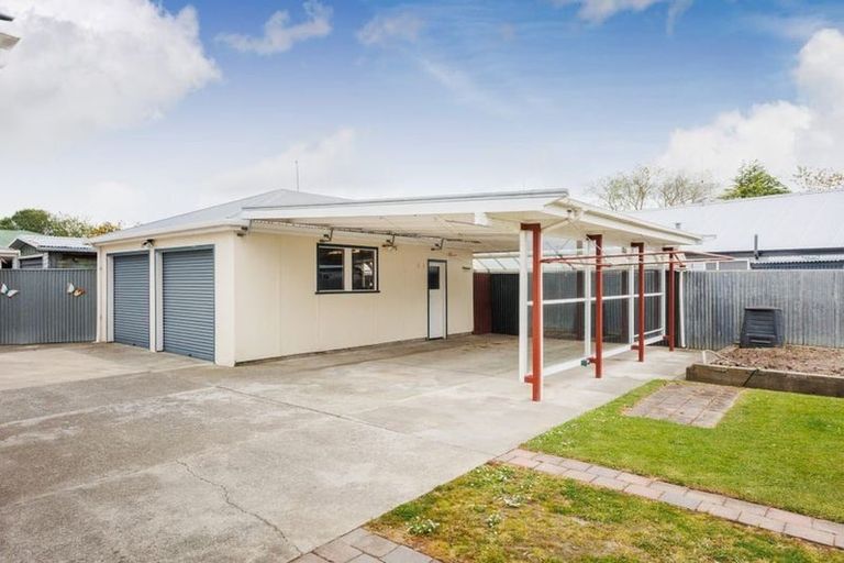 Photo of property in 10 Marsden Place, Awapuni, Palmerston North, 4412
