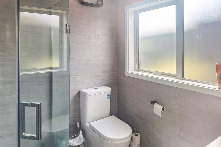 Photo of property in 45 Vinistra Road, Kumeu, 0810