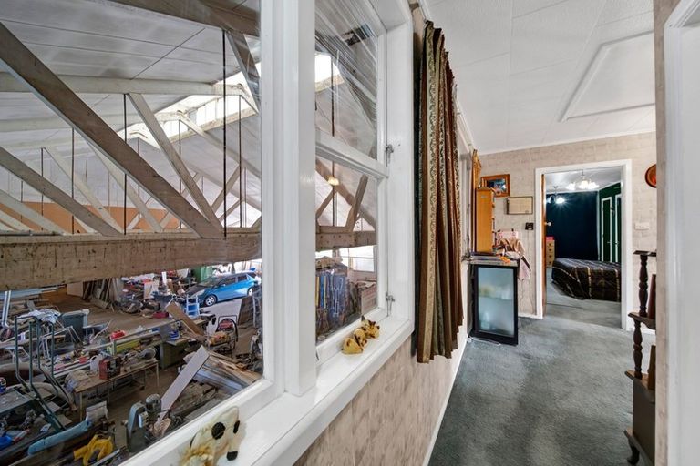 Photo of property in 2604 South Road, Otakeho, Hawera, 4678