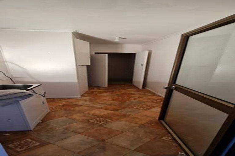 Photo of property in 10 Rimu Road, Manurewa, Auckland, 2102