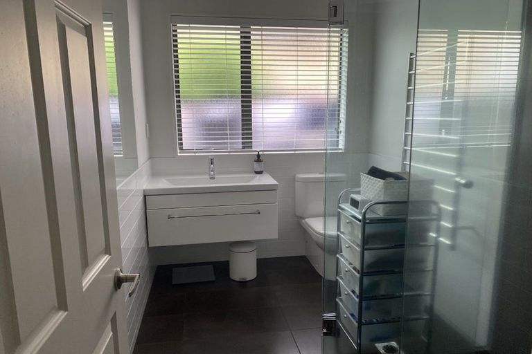 Photo of property in 68 Landing Drive, Albany, Auckland, 0632