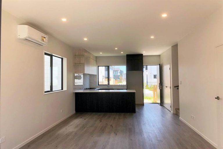 Photo of property in 50 Opoka Street, Papakura, 2110