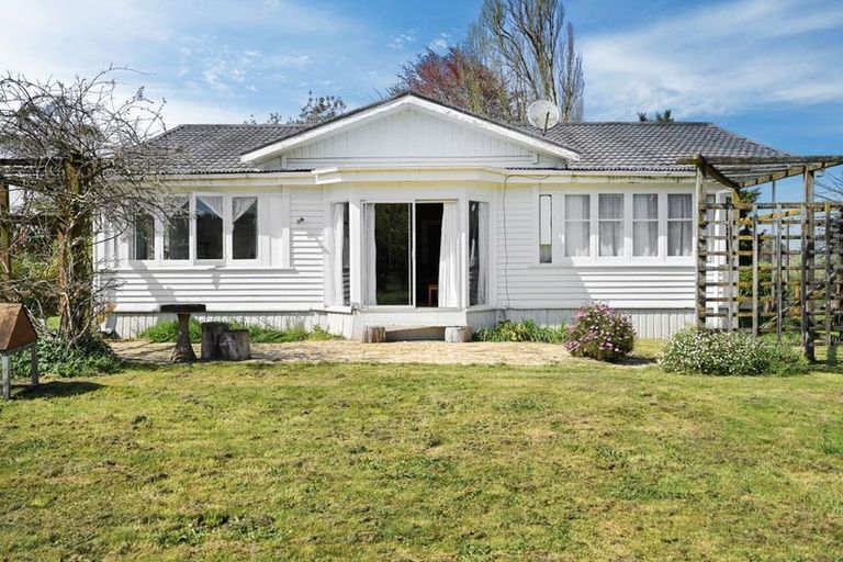 Photo of property in 110 Foster Road, Temple View, Hamilton, 3290