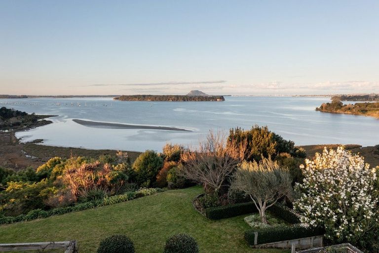 Photo of property in 42 Holyoake Terrace, Omokoroa, 3114